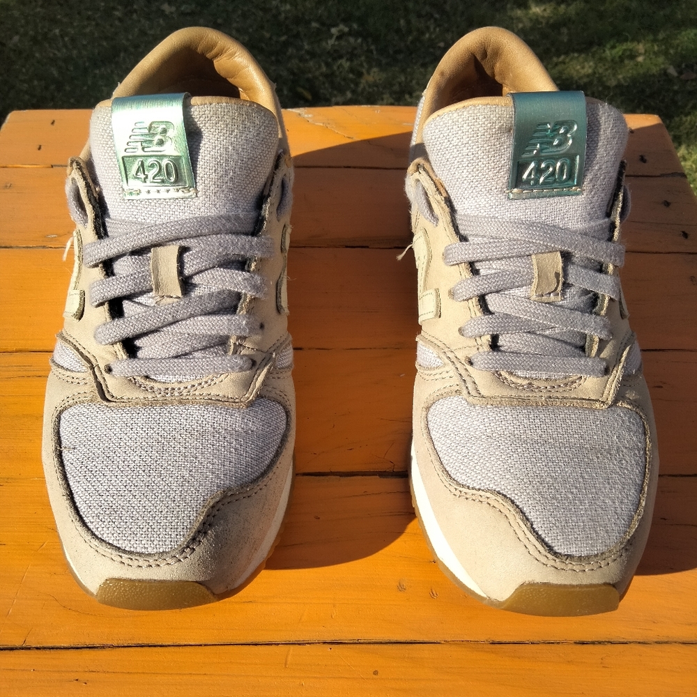 New balance 420 size 5.5